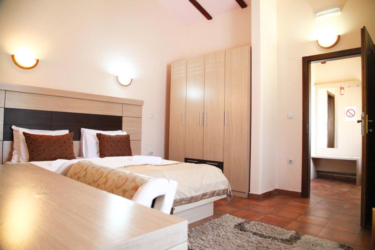 S Club Resort Hotel Aqua Park And Spa Belgrado Exterior foto