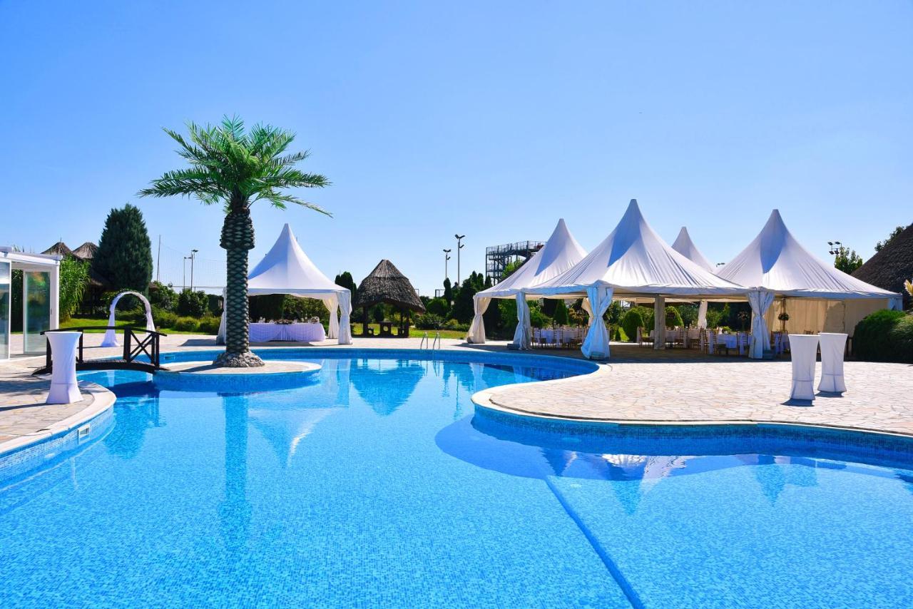 S Club Resort Hotel Aqua Park And Spa Belgrado Exterior foto